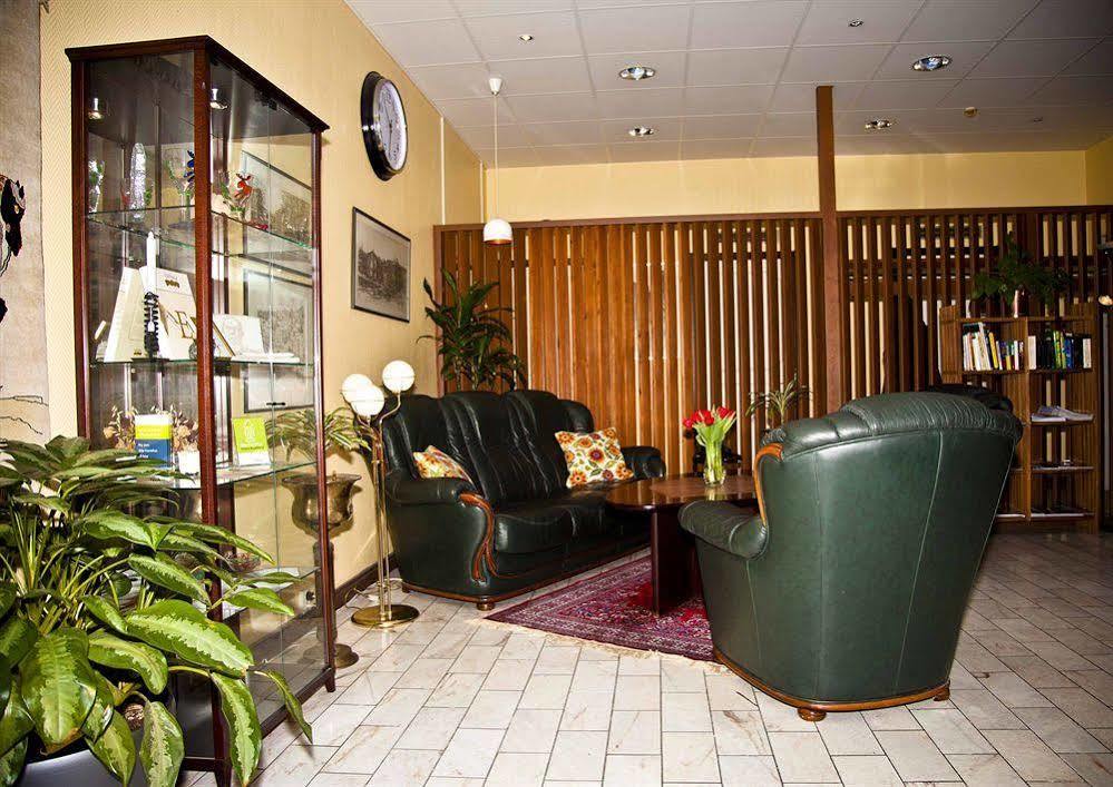 Karlskoga Hotell & Konferens Экстерьер фото